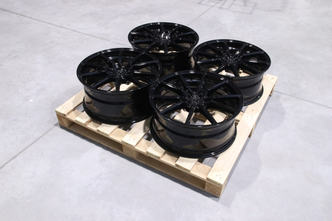 SET-CVR#25 – Set of CVR4 20x8,5 ET35 + 20x9 ET30 5x112 Gloss Black