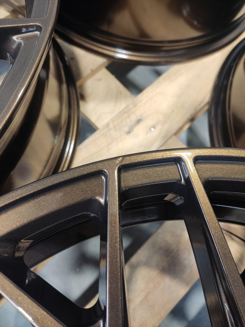SET-CVR#69 – Set of CVR1 20x9 ET37 + 20x10 ET42 5x112 Gloss Bronze