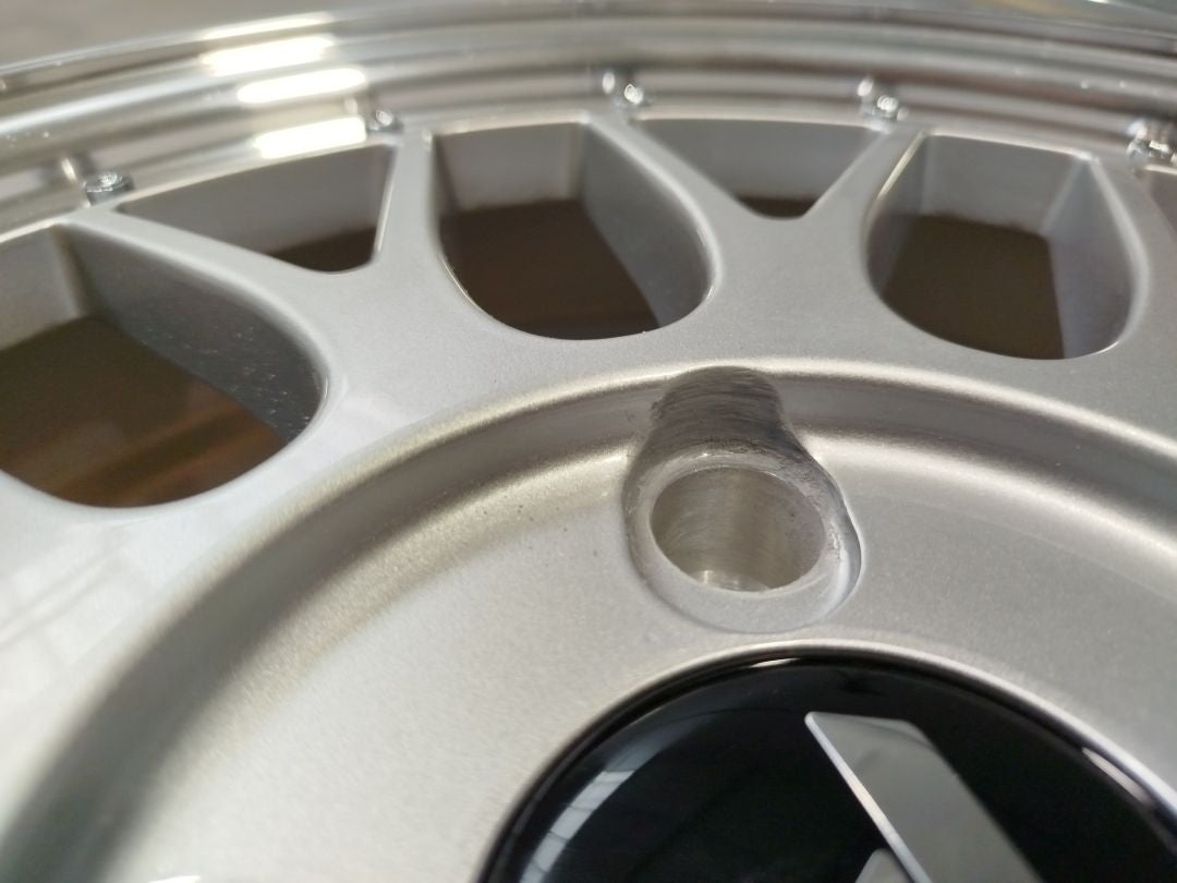 SET-JR#300 – Set of JR23 16x7 ET40 4x114,3 Hyper Silver