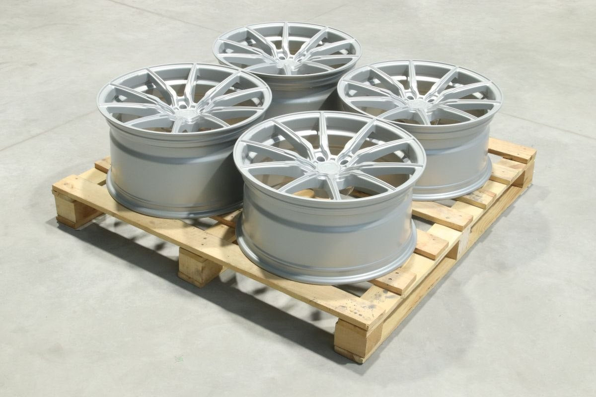 SET-CVR#112 – Set of CVR4 20x9,5 ET22 + 20x10,5 ET35 5x120 Matt Silver