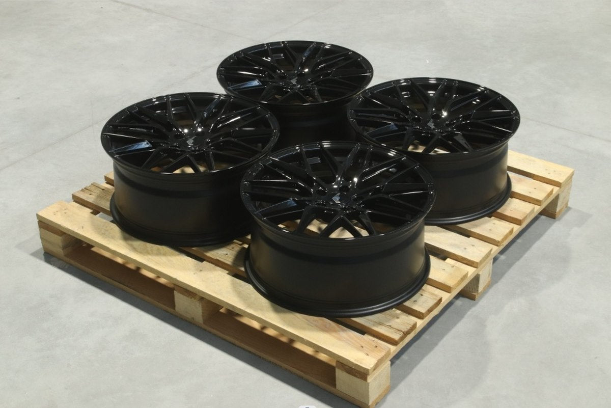 SET-JR#402 – Set of JR28 19x8,5 ET40 5x112 Gloss Black