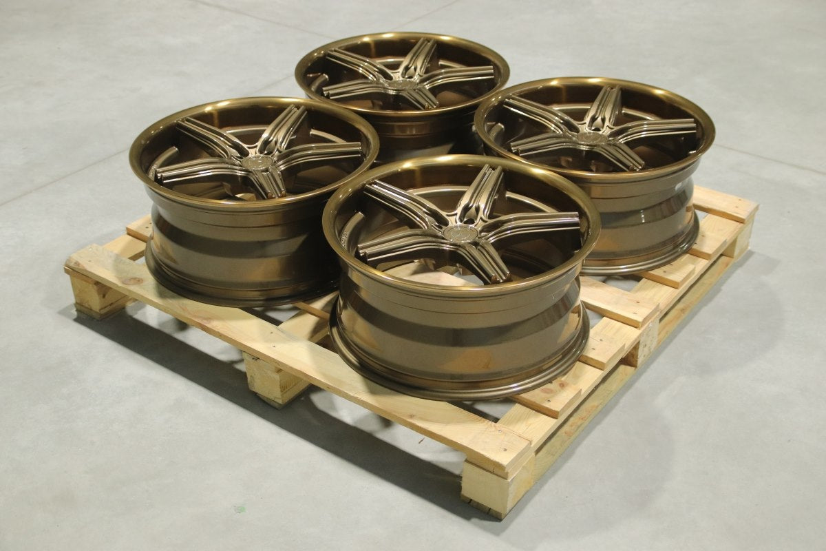 SET-CVR#133 – Set of CVR9 20x9 ET30 + ET35 5x120 Gloss Bronze