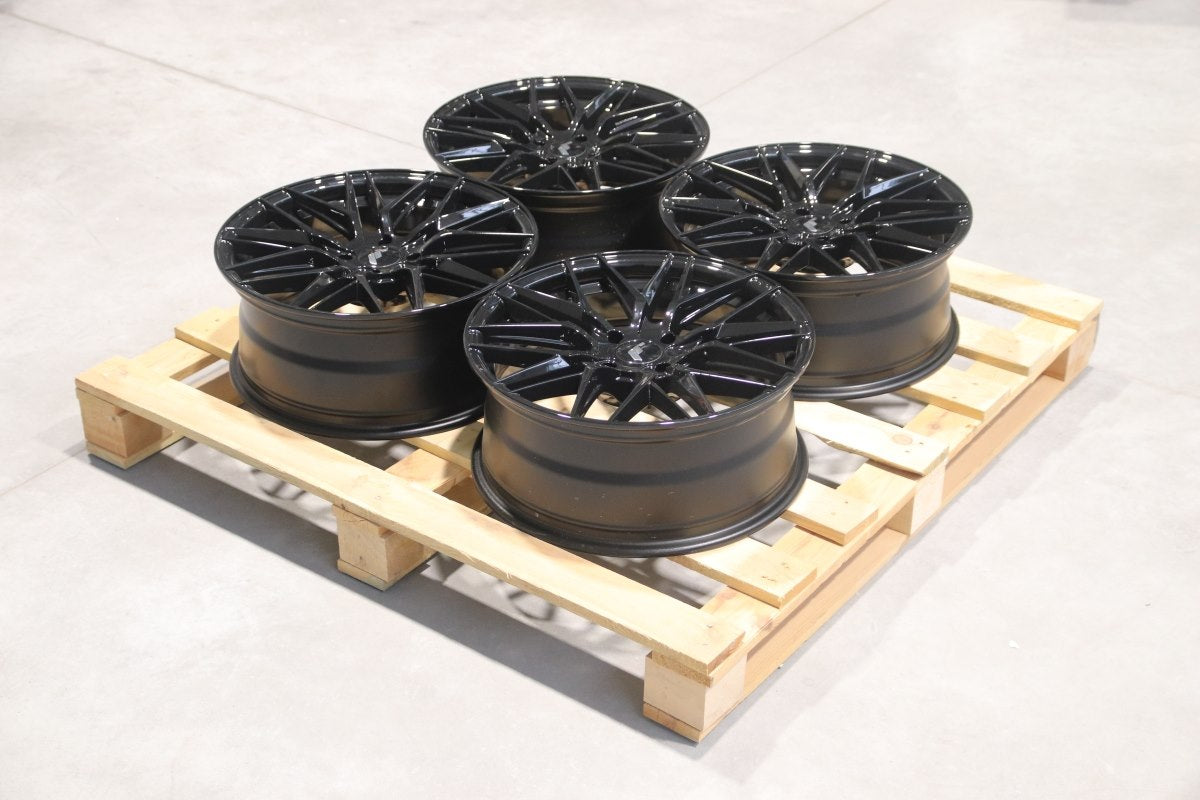 SET-JR#518 – Set of JR28 18x7,5 ET25 4x108 Gloss Black