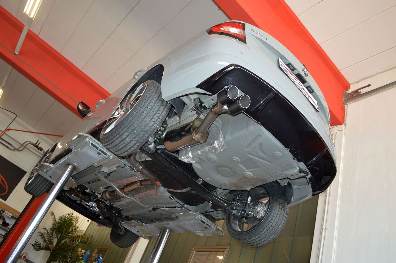 Friedrich Motorsport Auspuff Sportauspuff Anlage für Skoda Fabia III Combi NJ