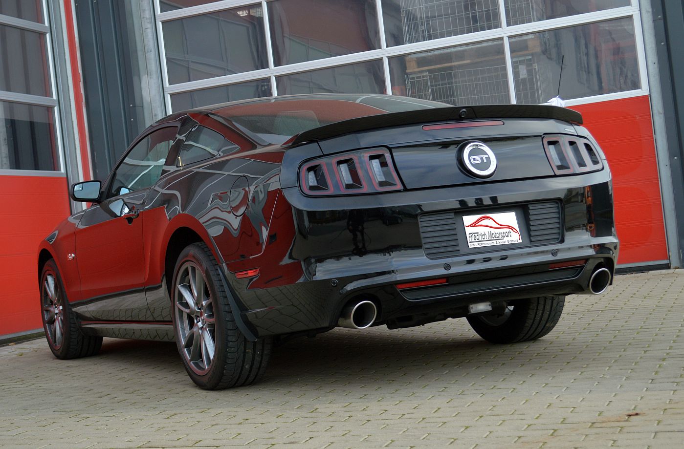 Friedrich Motorsport 76mm Duplex Sportauspuff Anlage für Ford Mustang 5 Facelift