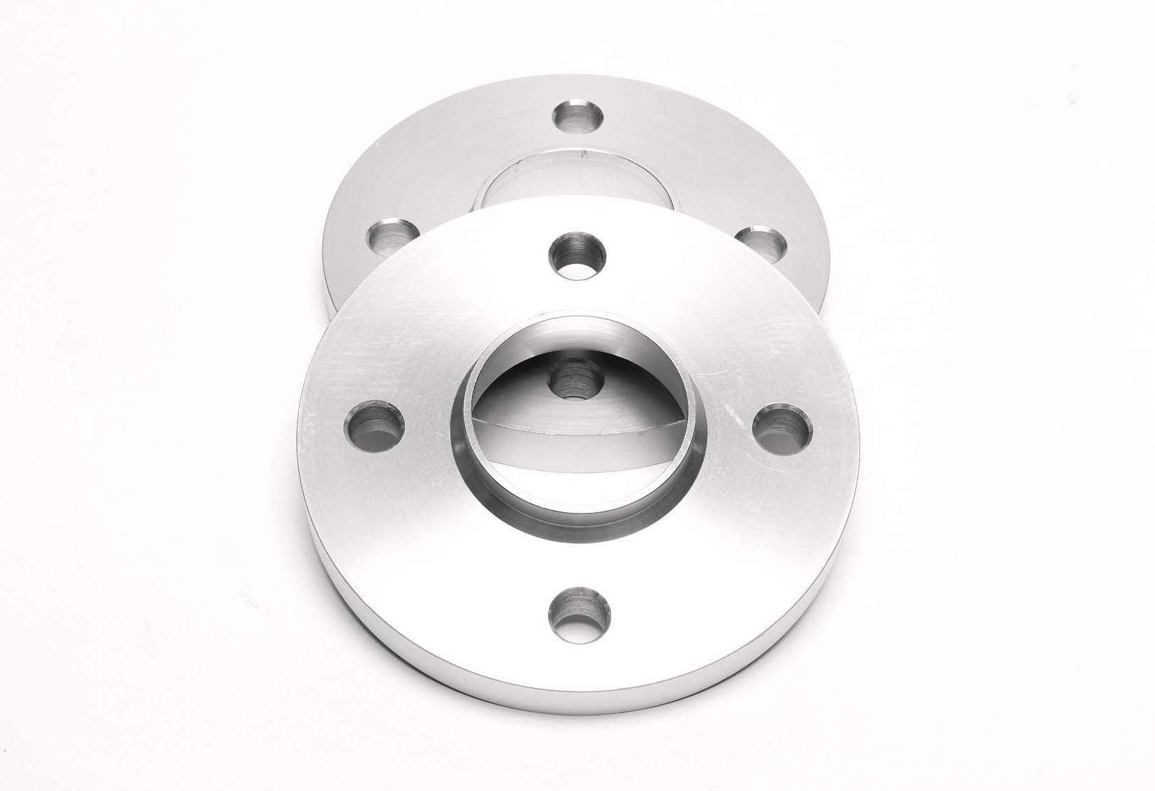 TA Technix Spurverbreiterungsset 15mm pro Seite/30mm pro Achse, 4x100 passend für Chevrolet/Daewoo-​Opel