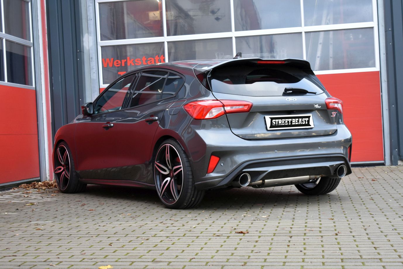 Streetbeast 76mm Duplex-Anlage Sportauspuff mit Klappensteuerung für Ford Focus
