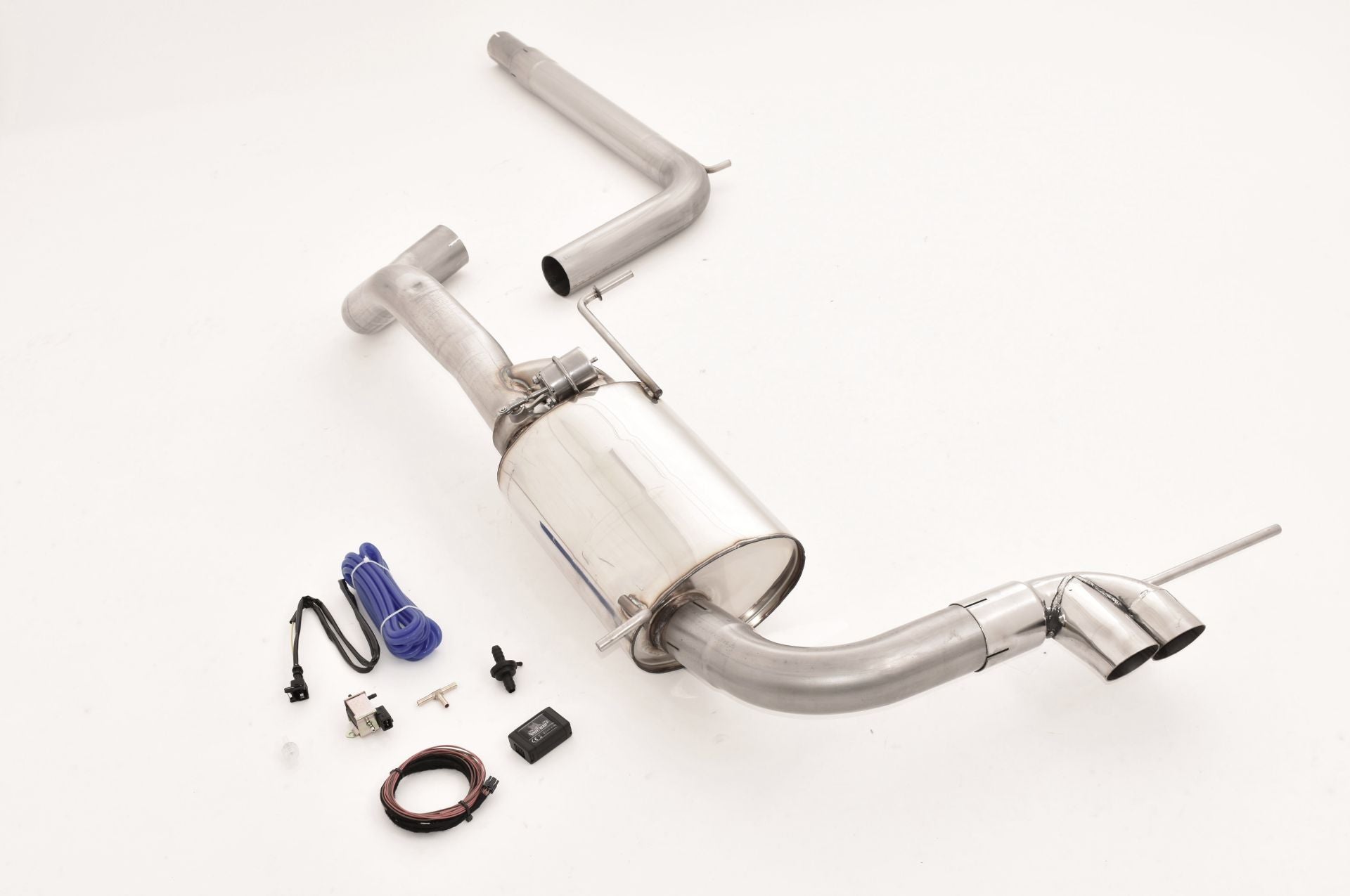 Streetbeast 70mm Anlage mittig Sportauspuff mit Klappensteuerung für Seat Ibiza