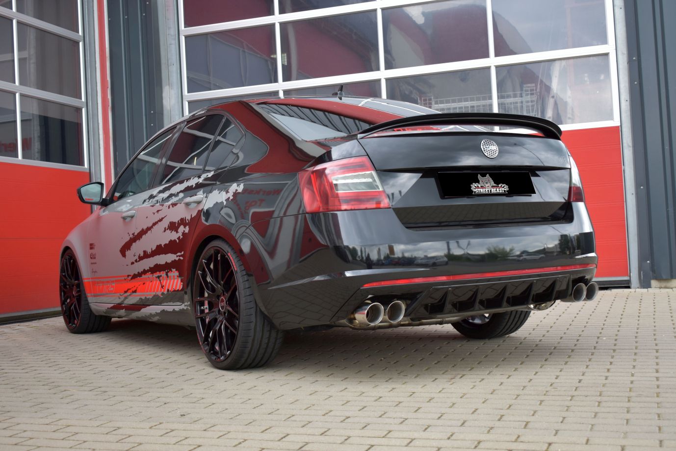 Streetbeast 76mm Duplex Sportauspuff mit Klappensteuerung für Skoda Octavia RS