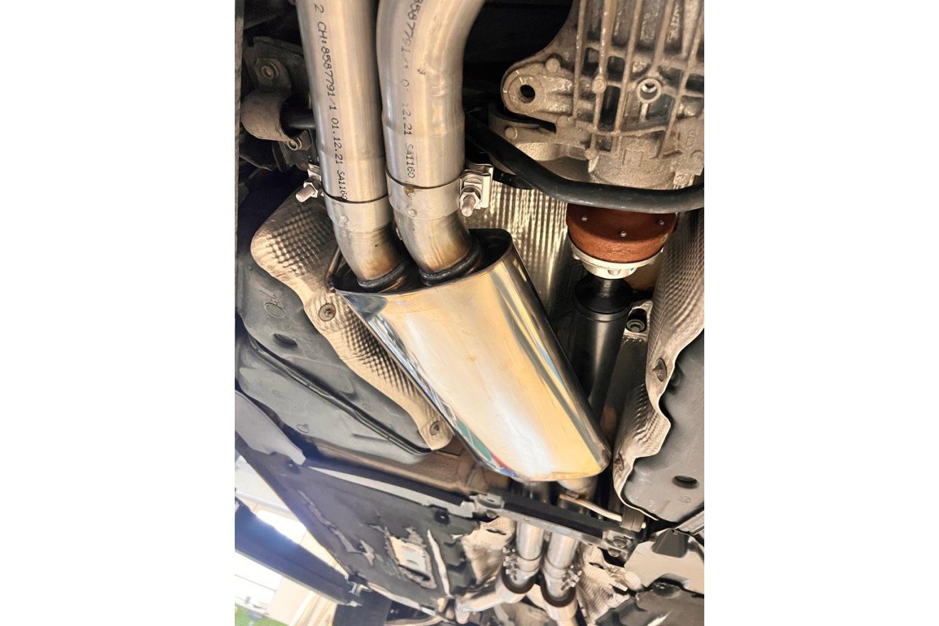 Fox Mittelschalldämpfer Auspuff Sportauspuff für Audi S4 B9 3,0l 260kW