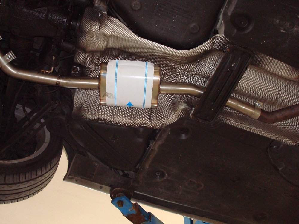 Fox Vorschalldämpfer Auspuff Sportauspuff für BMW E87 120i 2.0l 110kW