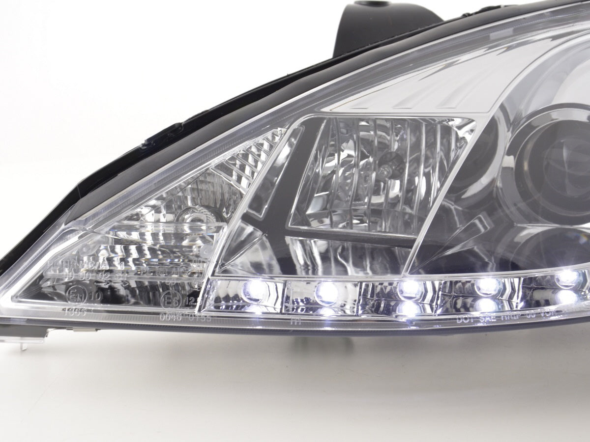 Scheinwerfer Set Daylight LED TFL-Optik Ford Focus 3/4/5-trg. Bj. 01-04 chrom für Rechtslenker
