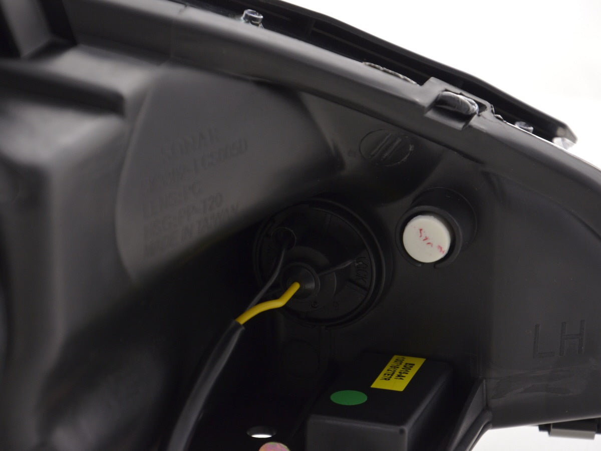 Scheinwerfer Set Daylight LED TFL-Optik Ford Focus 3/4/5-trg. Bj. 01-04 chrom für Rechtslenker