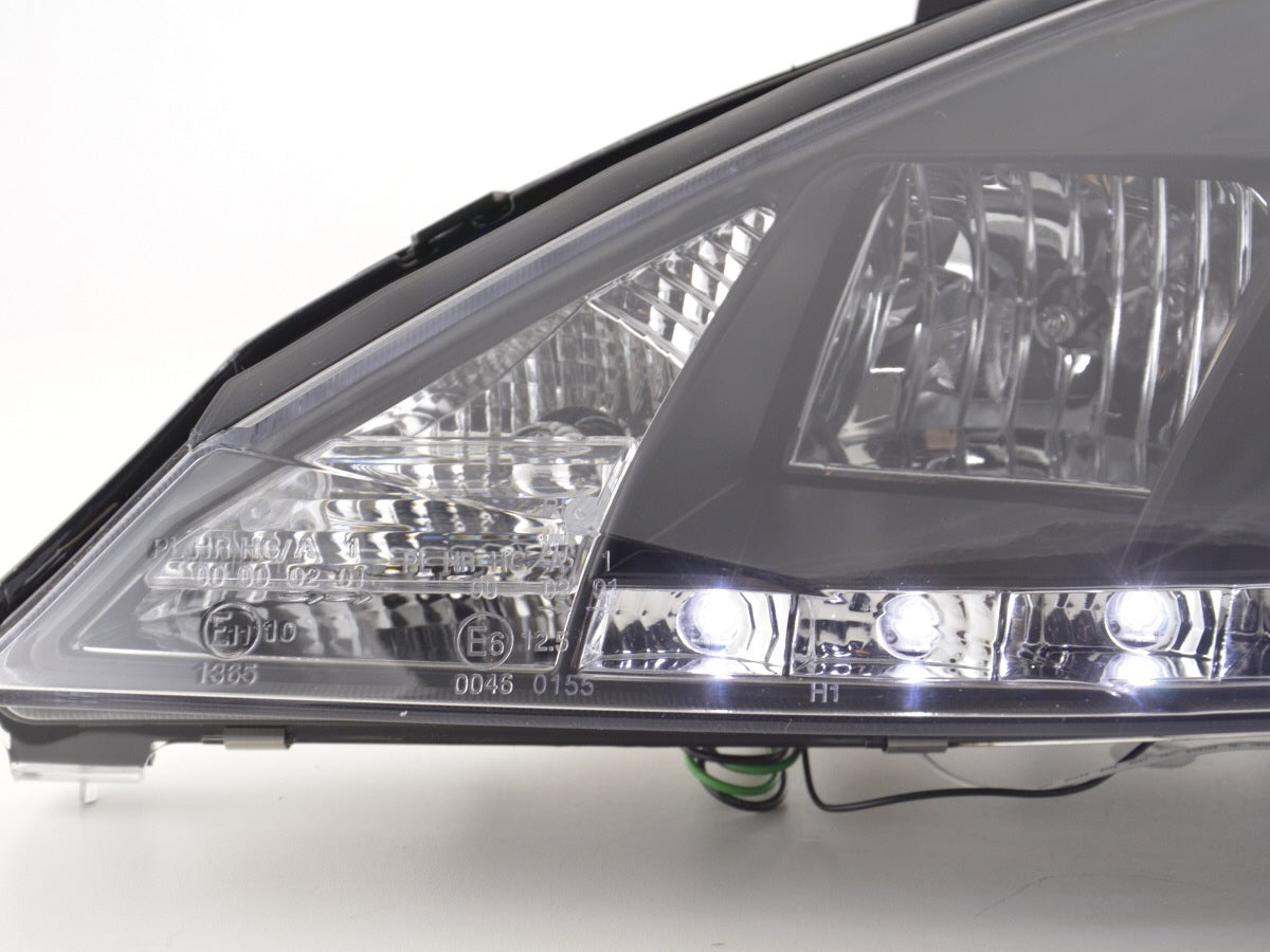 Scheinwerfer Set Daylight LED TFL-Optik Ford Focus 3/4/5-trg. Bj. 01-04 schwarz für Rechtslenker
