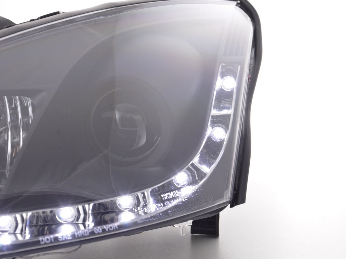 Scheinwerfer Set Daylight LED TFL-Optik Ford Focus 3/4/5-trg. Bj. 01-04 schwarz für Rechtslenker