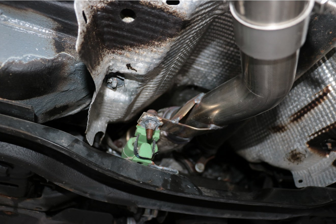 Fox Vorschalldämpfer Auspuff Sportauspuff für Dacia Duster 4x4 Facelift 1,2 92kW