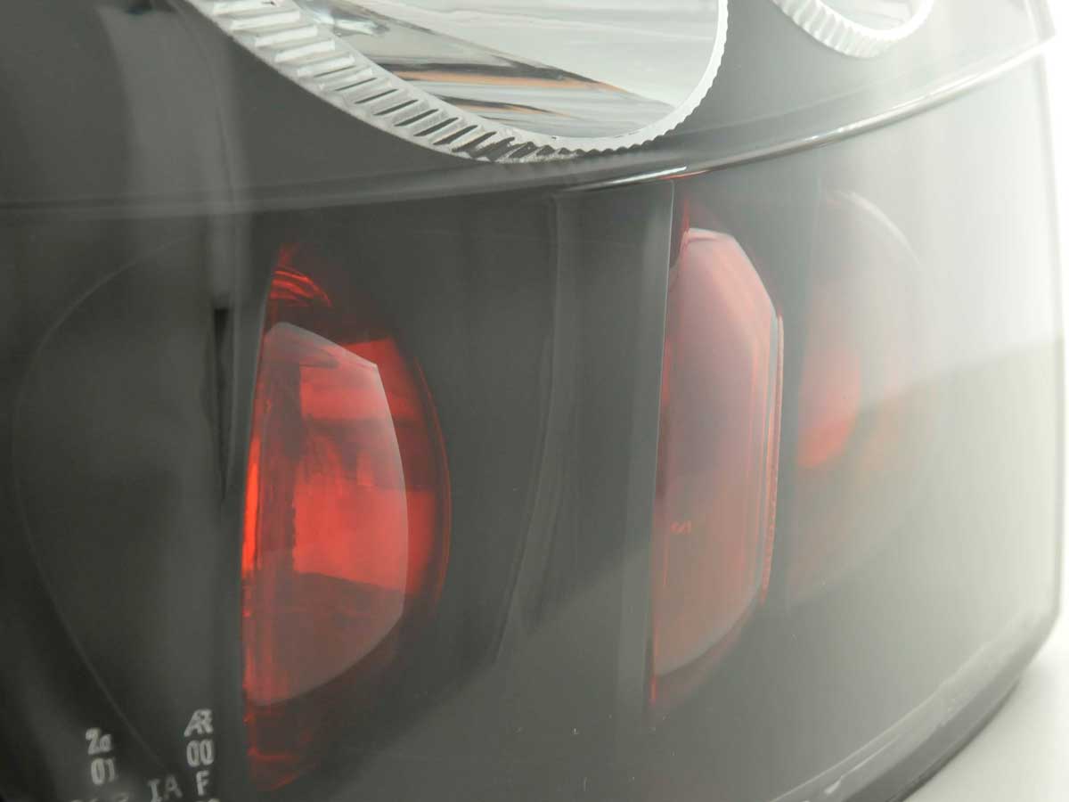 Rückleuchten Set Audi A4 Limo Typ 8E Bj. 01-04 schwarz