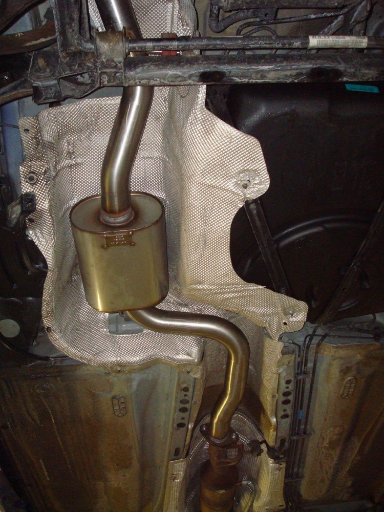 Fox Vorschalldämpfer Auspuff Sportauspuff für Ford Focus II ST 2.5l 166kW