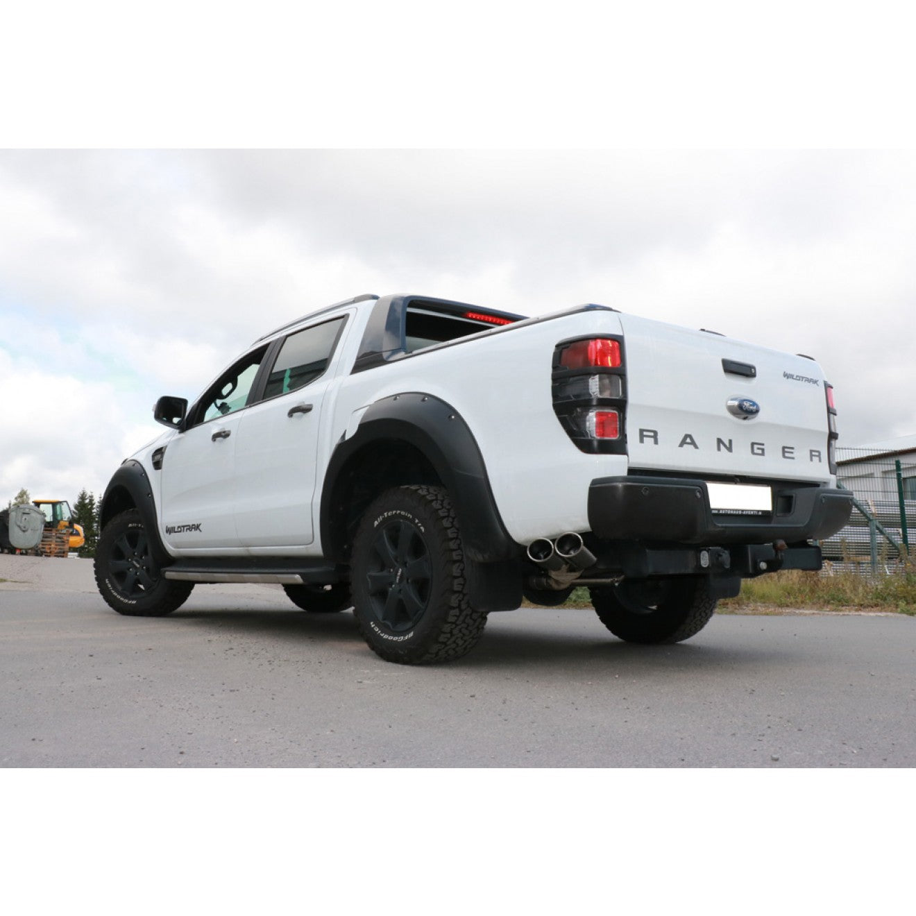 Fox Auspuff Sportauspuff Endschalldämpfer Sidepipe für Ford Ranger Doppelkabine