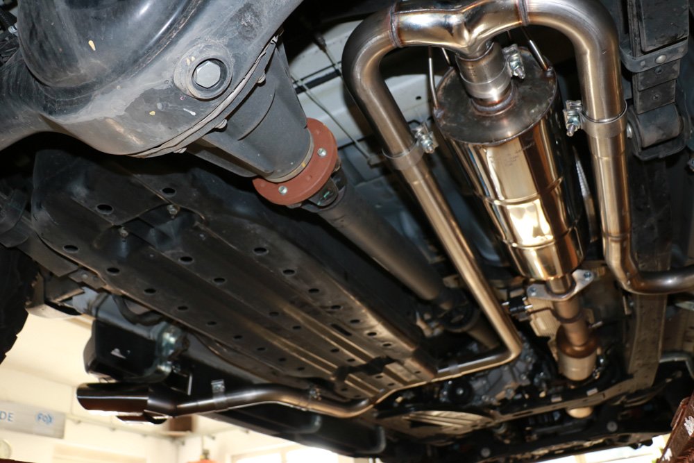 Fox Auspuff Sportauspuff Endschalldämpfer für Ford Ranger Doppelkabine 4x4 2.2