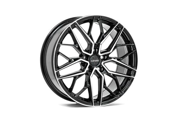 LENSO VENTUS 8,5x18 5x110 ET40 NB72,6 GLOSS BLACK & POLISHED