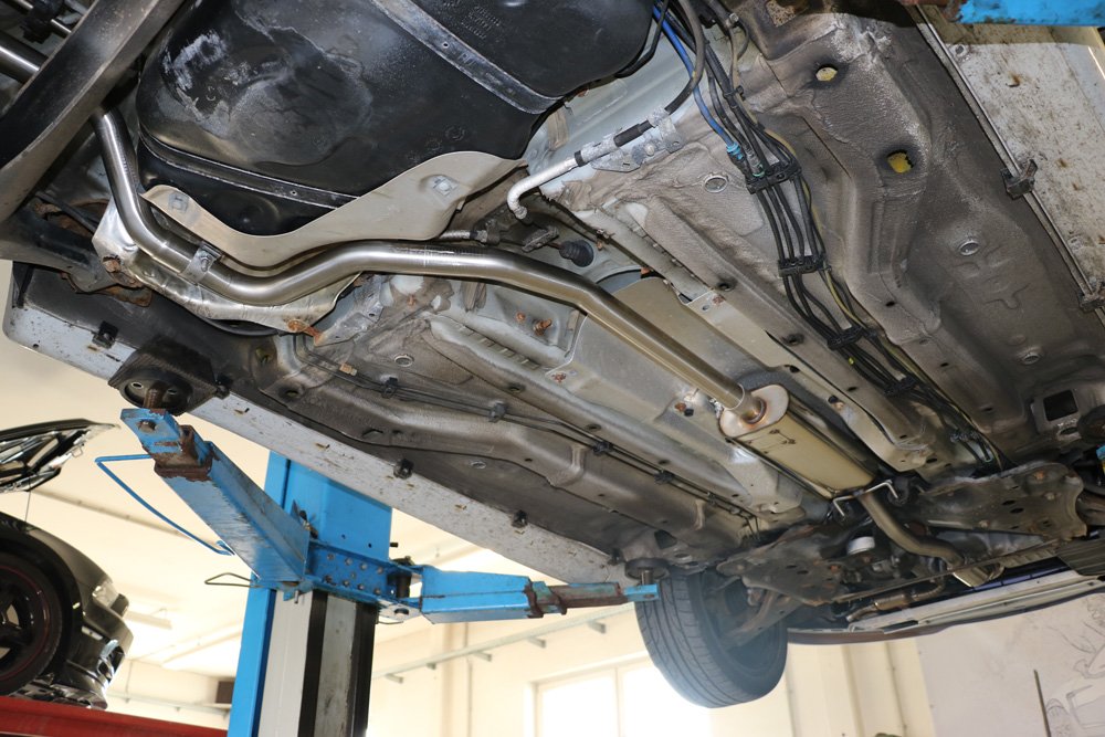 Fox Vorschalldämpfer Auspuff Sportauspuff für Opel Corsa D 1.4l 64/66/74kW
