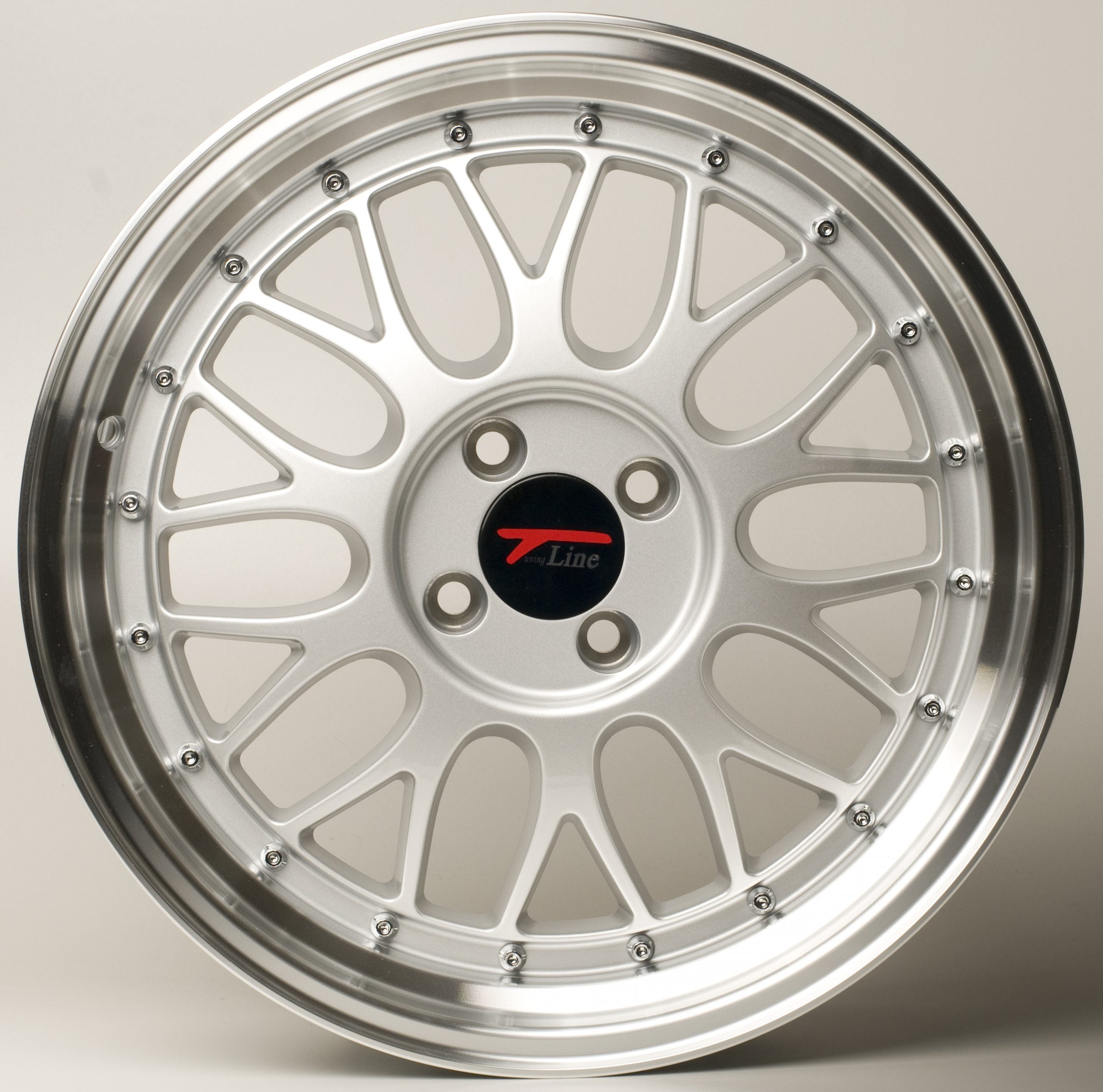 GTP 020 7,5x17 4x100 ET35 Silber Poliert GTP WHEELS 7,5x17 ET35 4x100 Alufelge
