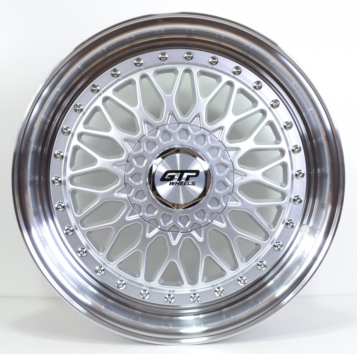 GTP 072 8,5x16 8x100/108 ET35 Silber Poliert Flow Forming GTP WHEELS 8,5x16 ET35 8x100 Alufelge