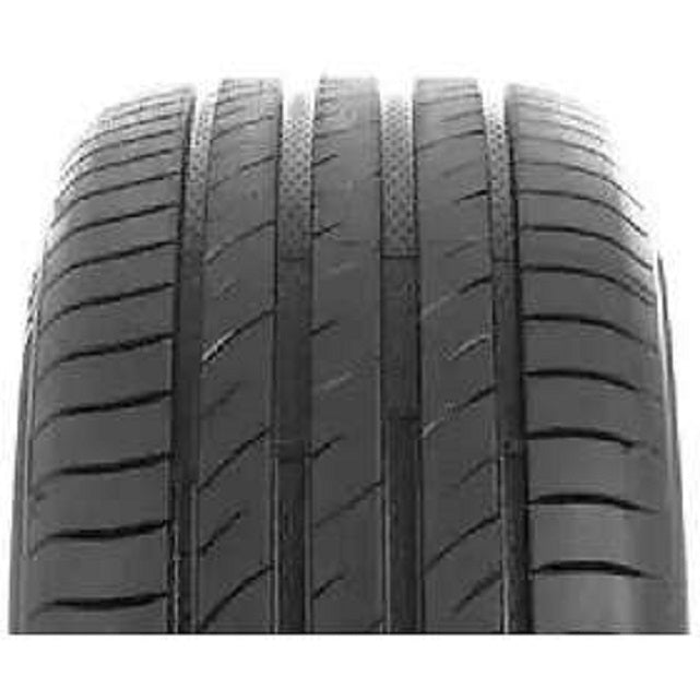 Delinte Sommerreifen 					DS2 BSW
					
						175/60R15 81H