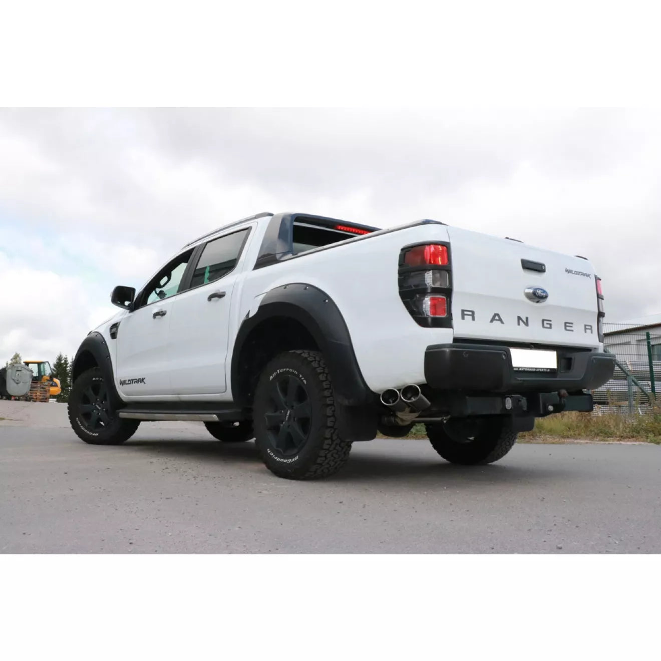 Fox Auspuff Sportauspuff Endschalldämpfer Sidepipe für Ford Ranger Doppelkabine